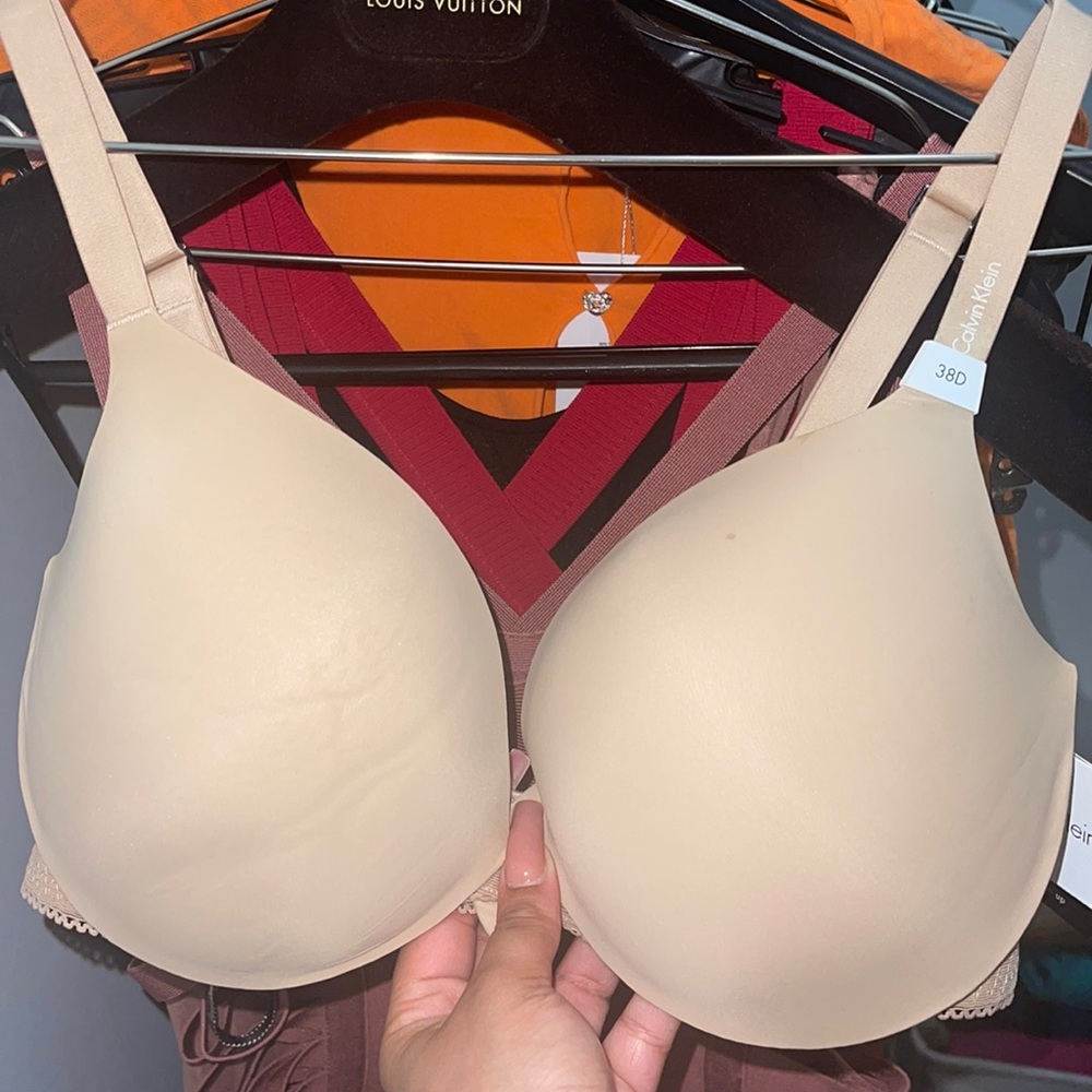 Brand new Calvin Klein bra size 38D